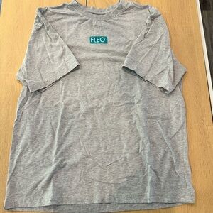 Fleo Gray Essential Tee (M)